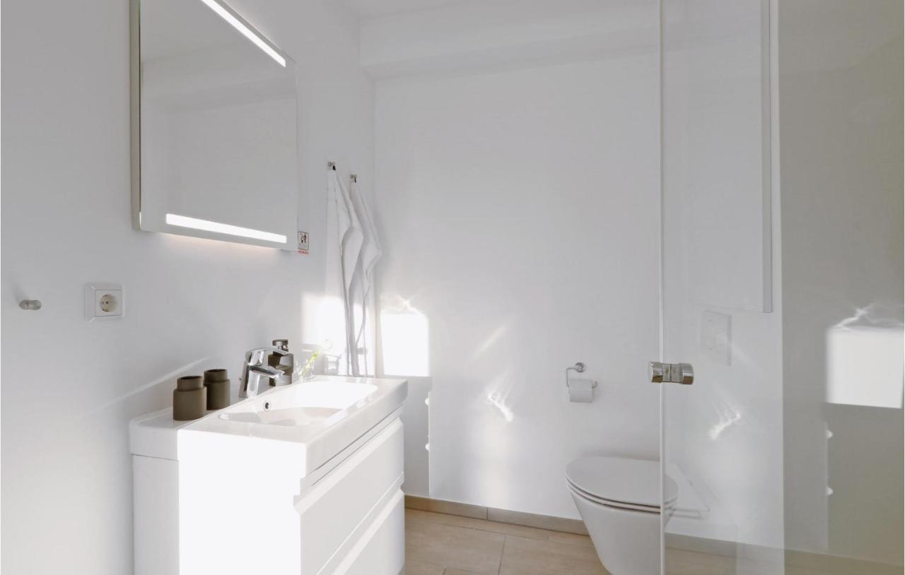 Gorgeous Apartment In Lembruch-Duemmer See Buitenkant foto