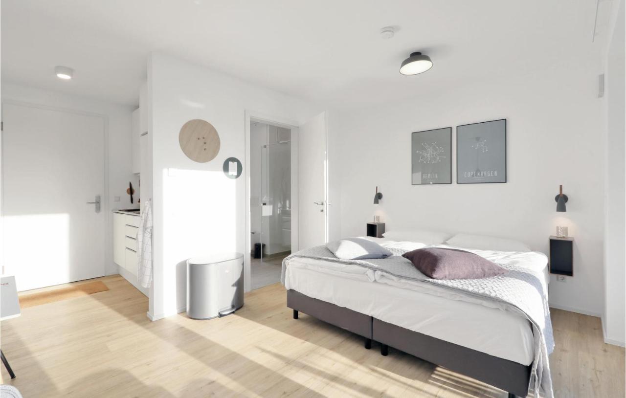 Gorgeous Apartment In Lembruch-Duemmer See Buitenkant foto